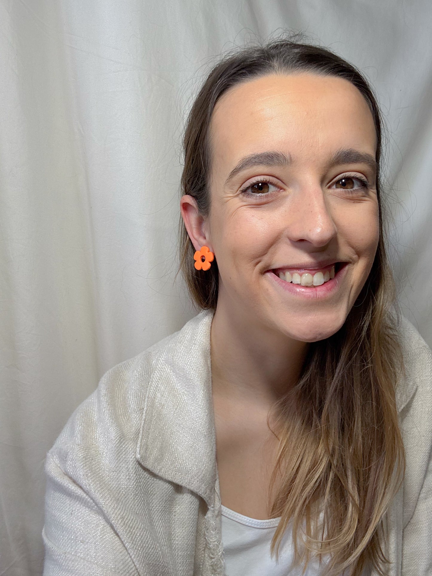 Pendiente flor naranja (modelo 2)