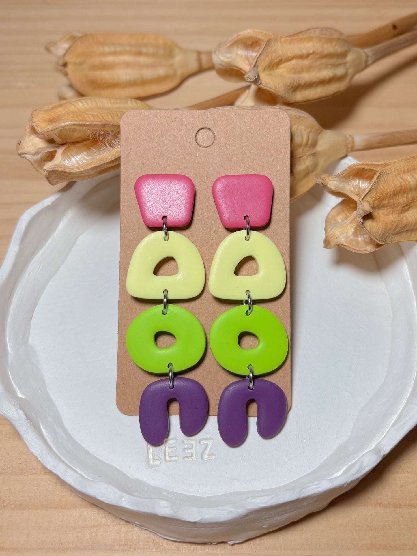 Modelo Begur - Rosa, amarillo, verde y morado