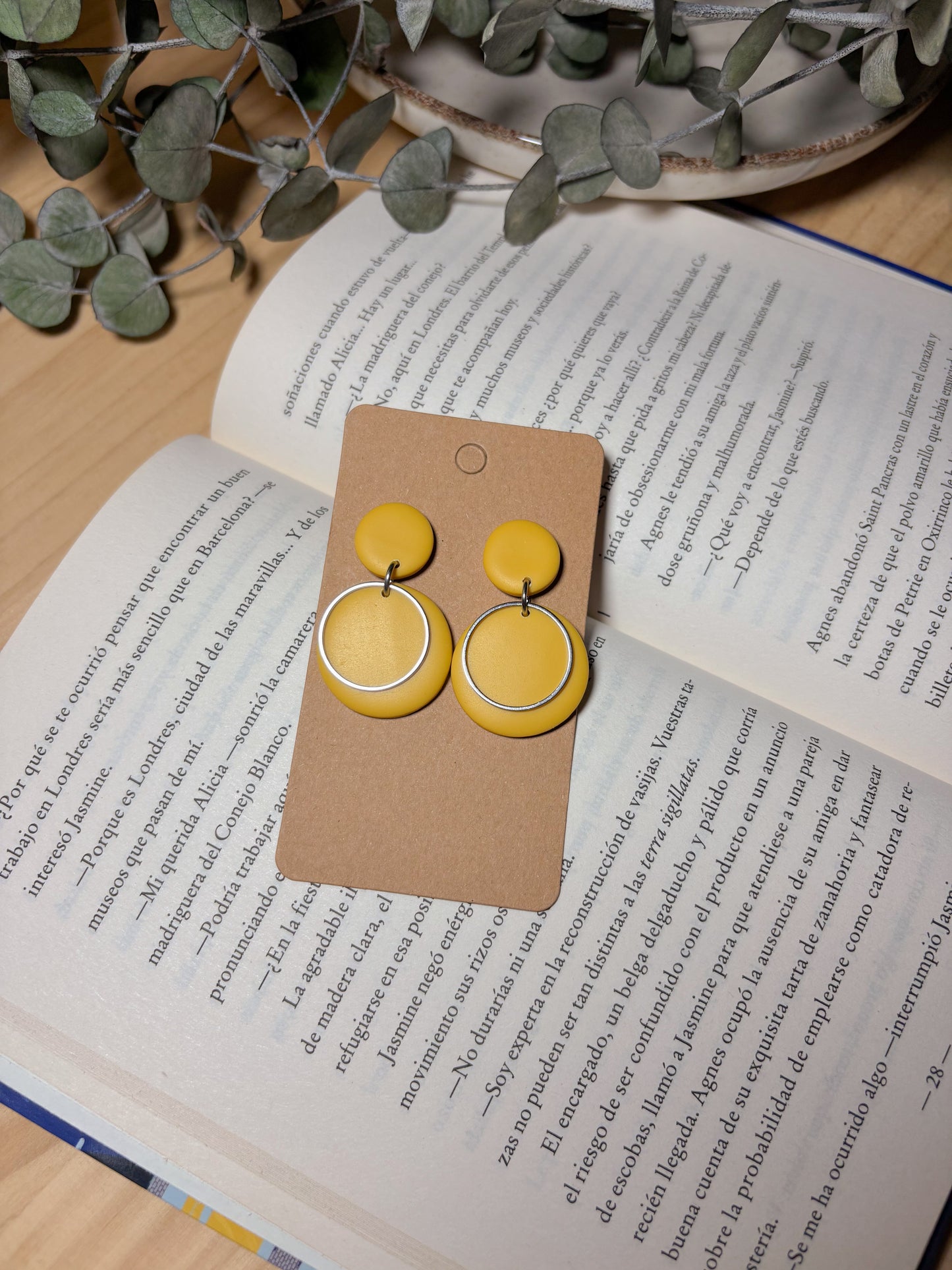 Modelo 1 - Mostaza y plateado