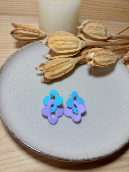 Cadena flor azul y lila