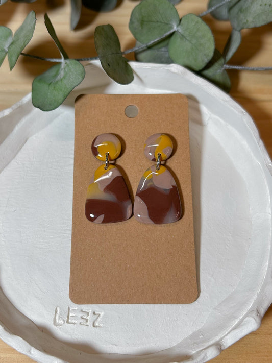 Modelo Vitoria - Marrón y mostaza