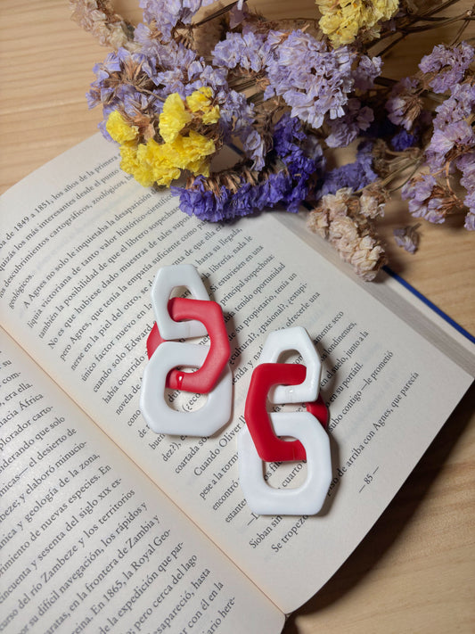 Cadena blanca y roja